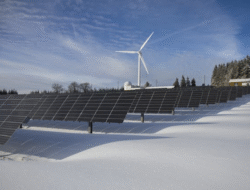 Revolusi Energi 2025: Inovasi Teknologi yang Menggerakkan Dunia Tanpa Emisi