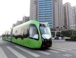Tren Kereta Cepat Jadi Solusi Traveling Anti Macet